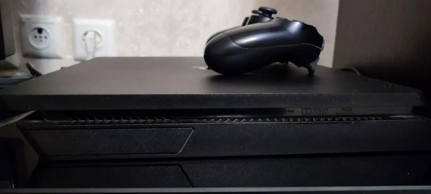 ps4 اسلیم اکانتی|کنسول، بازی ویدئویی و آنلاین|ارومیه, |دیوار
