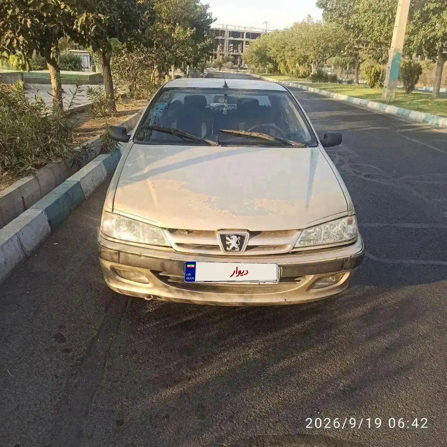 پژو پارس ۸۱ بژ ۳۲۵هزار کار با برگه‌ی کارشناسی|خودرو سواری و وانت|تهران, جنت‌آباد جنوبی|دیوار