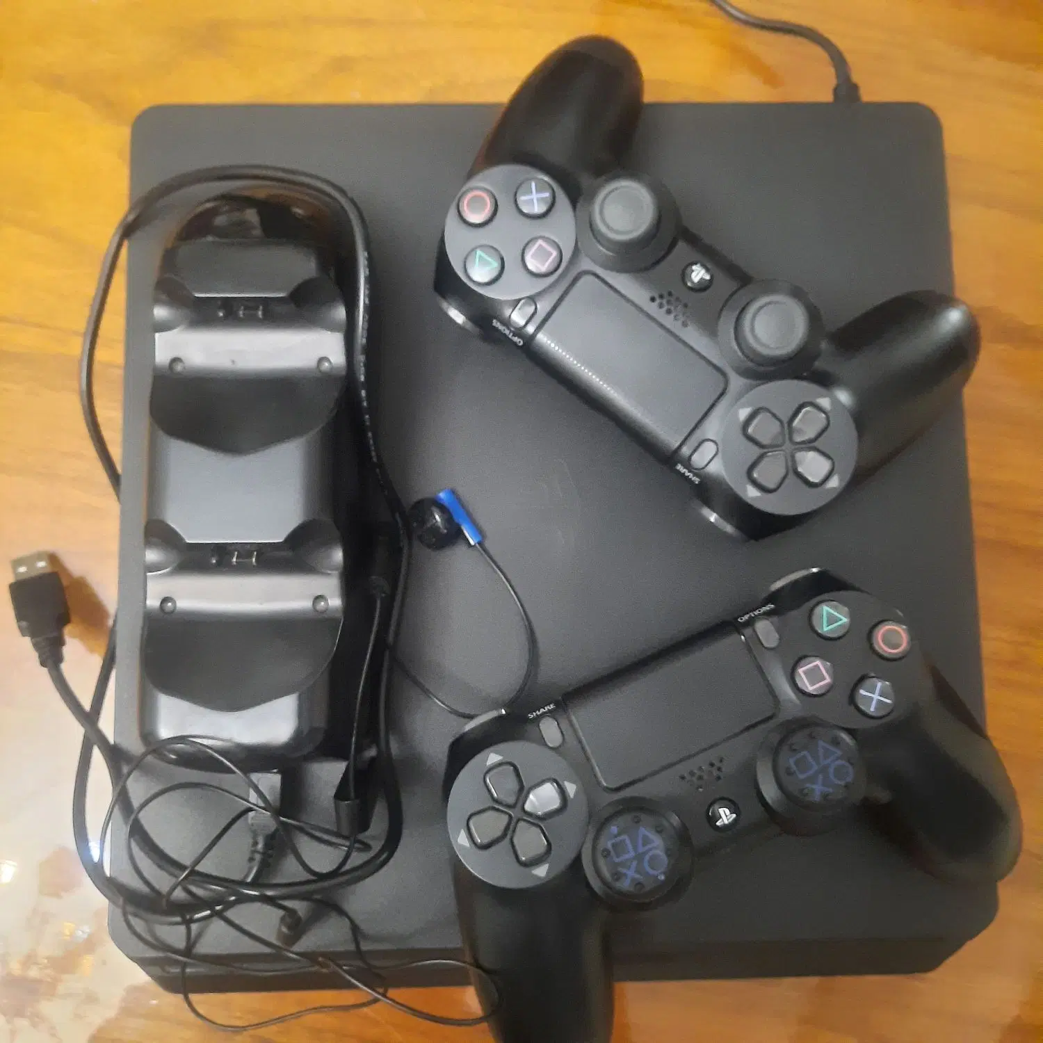اسلیم PS4 کپی خور با ۲۰ تا بازی|کنسول، بازی ویدئویی و آنلاین|تهران, آسمان|دیوار