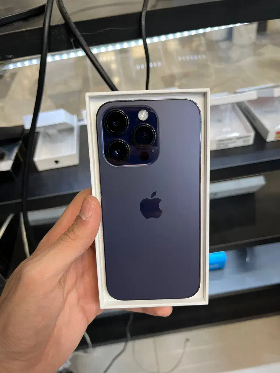 گوشی اپل iphone 14 pro با ریجستر ۲۵۶ گیگ|موبایل|کرج, مهرویلا جنوبی|دیوار