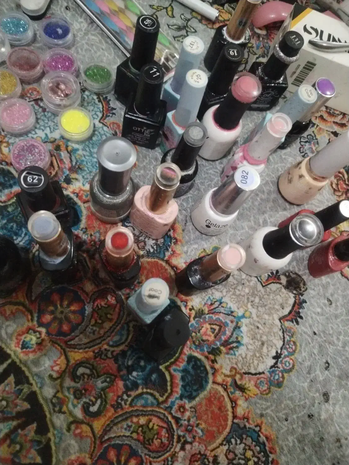 وسایل کامل کاشت ناخن همراه با اموزش|حراج|اهواز, شهرک رزمندگان|دیوار