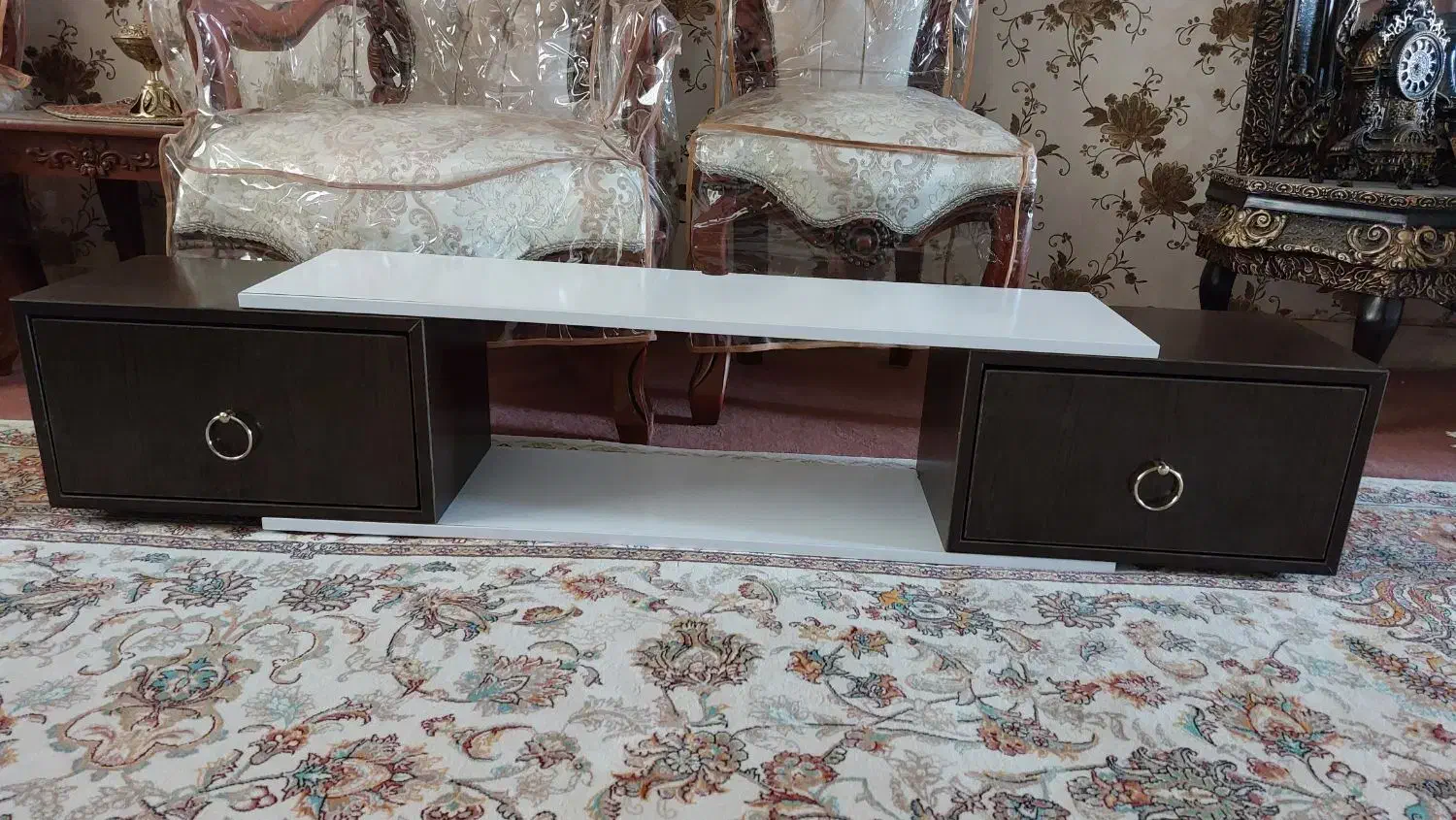 میز تی وی بسیار زیبا وسالم|میز تلویزیون|اقبالیه, |دیوار