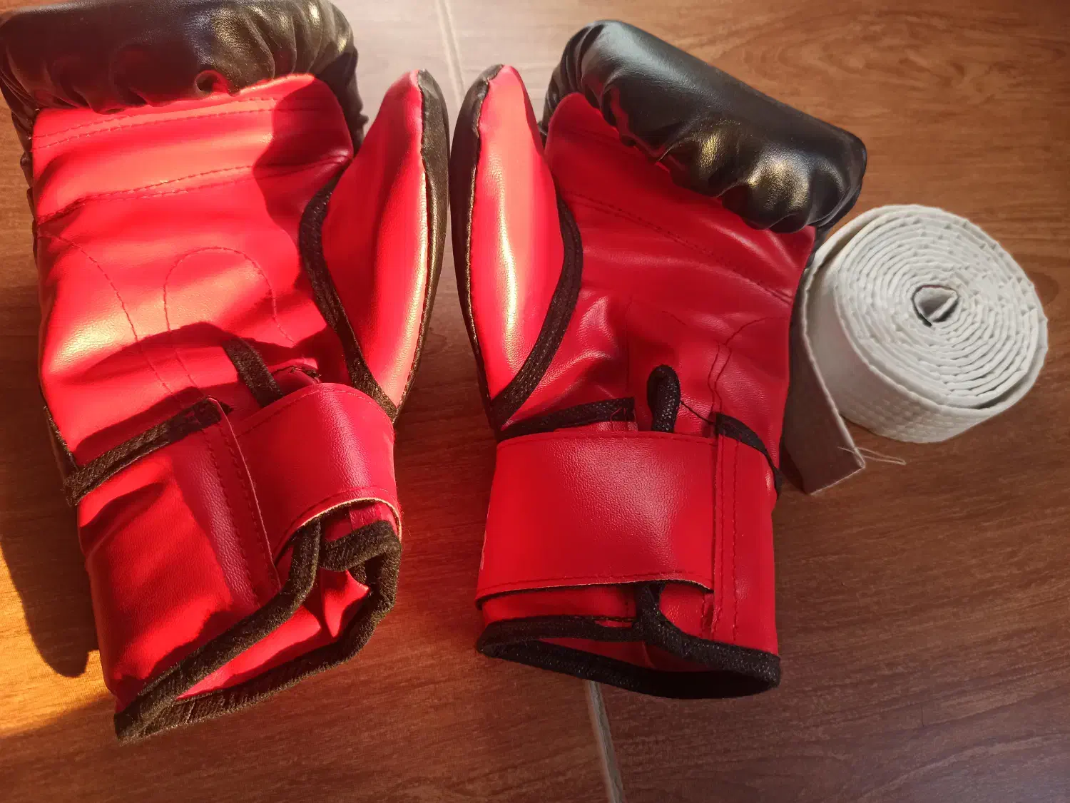 دستکش بوکس|تجهیزات ورزشی|گنبد کاووس, |دیوار