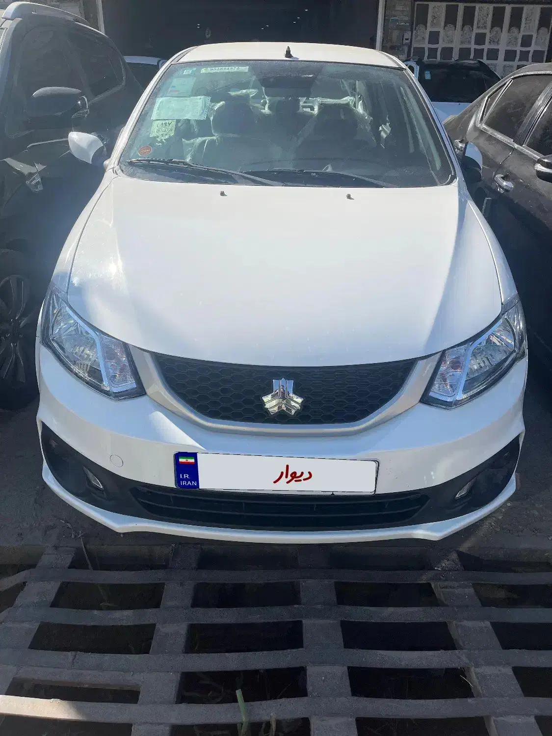 ساینا s خشک ۱۴۰۴|خودرو سواری و وانت|زیرآب, |دیوار