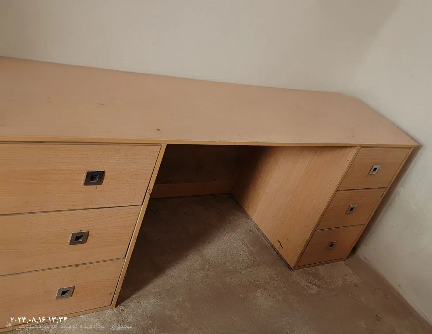 میز پیشخوان یا تعمیرات و سه عدد دکور|فروشگاه و مغازه|کاشان, شهرک فرهنگیان|دیوار