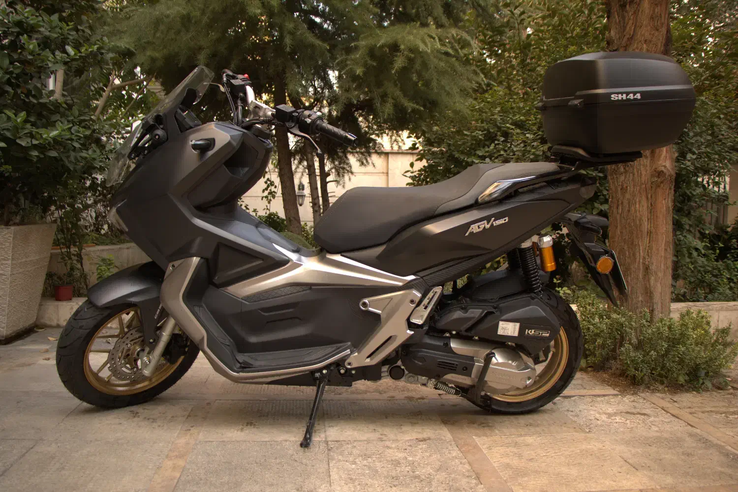 AGV 150 KAVIR 1402 صفر|موتورسیکلت|تهران, بوستان شیان|دیوار