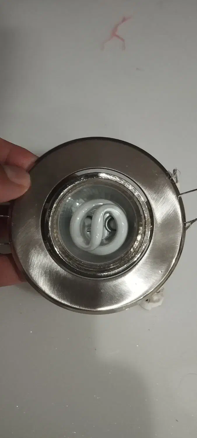 فرم استیل لامپ هالوژنی با لامپ درحدنو|لامپ و چراغ|مشهد, احمدآباد|دیوار