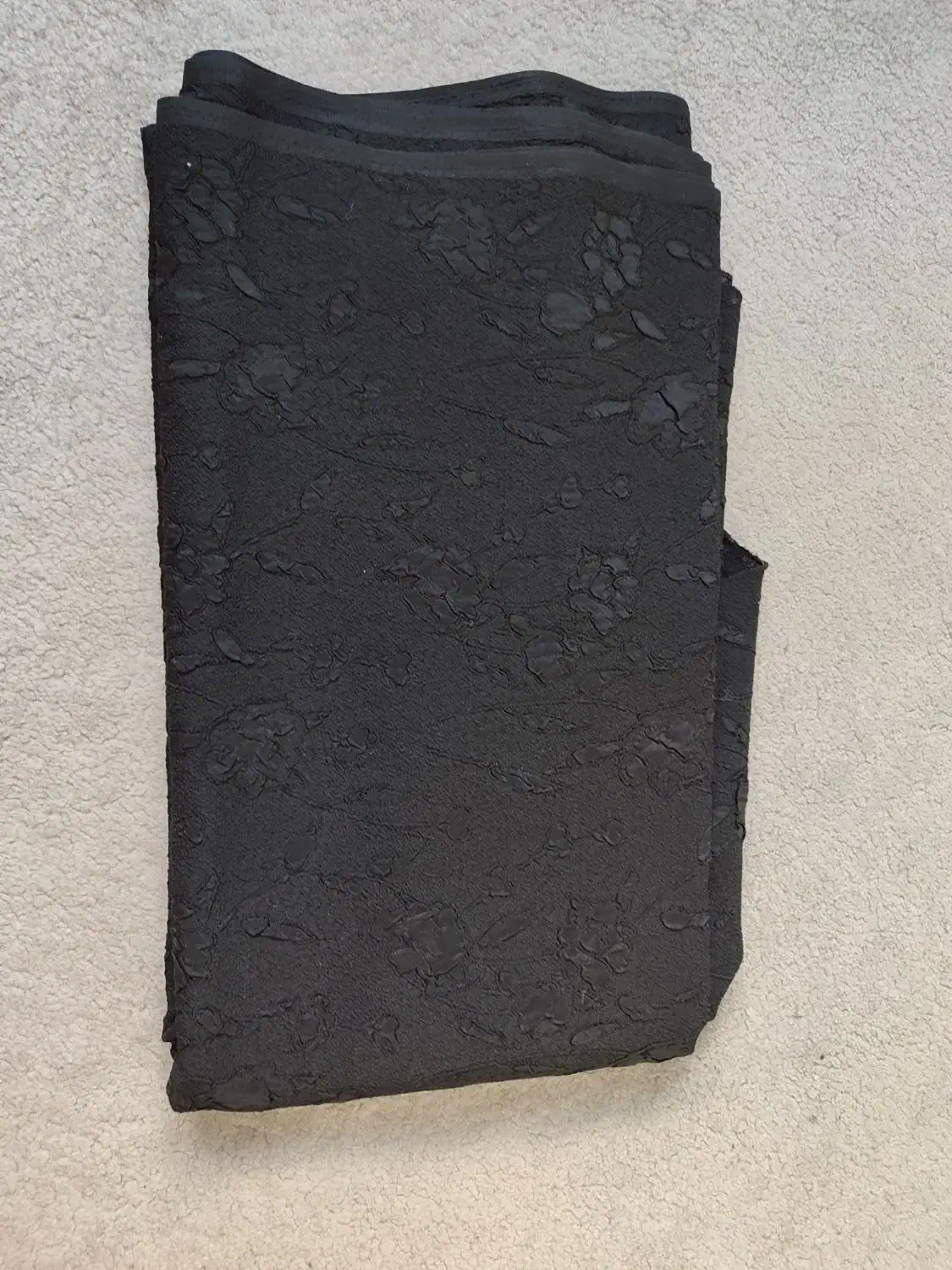 چادر مشکی|لباس|پرند, فاز ۳|دیوار