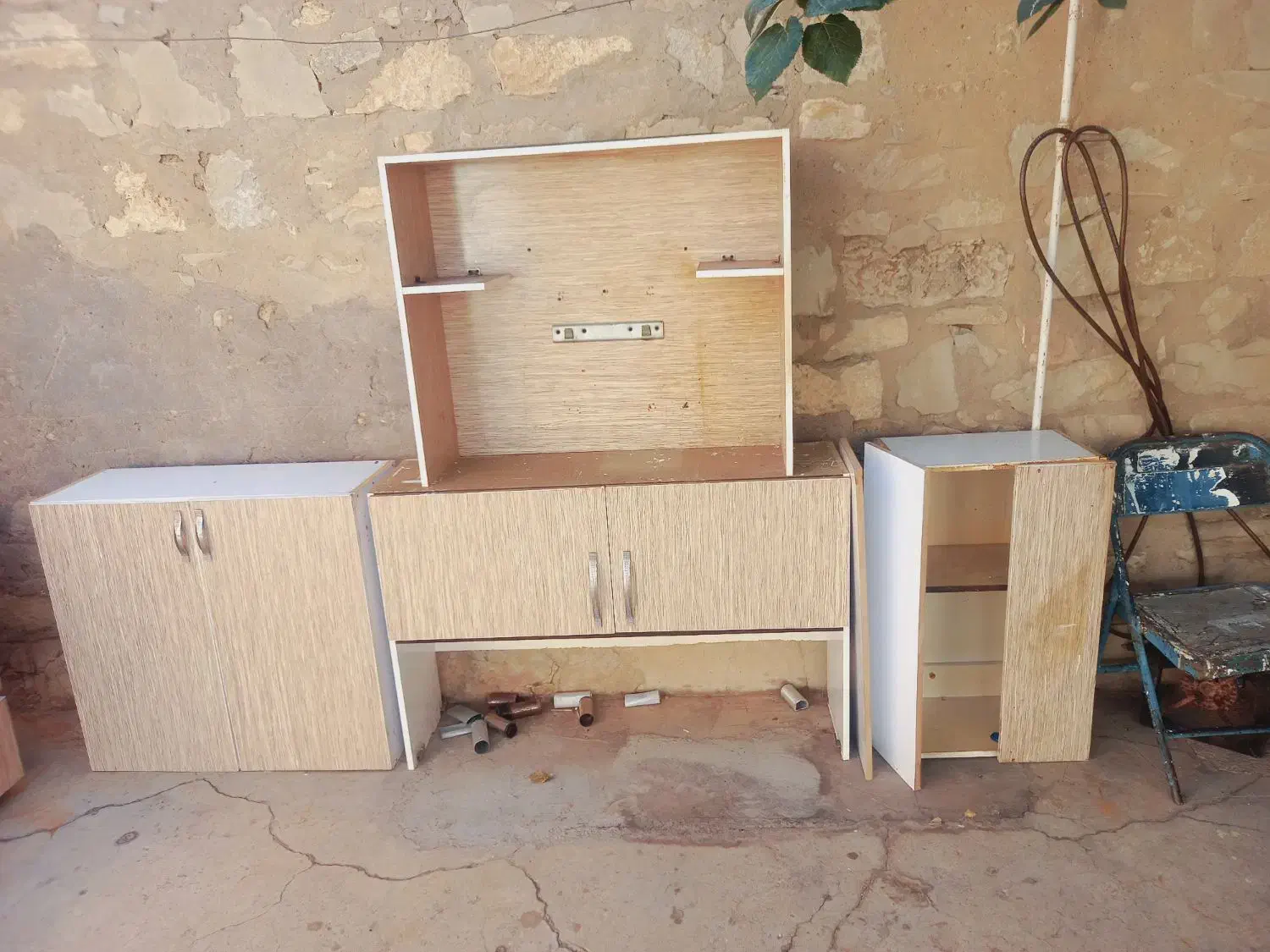 تعدادی کابینت ام‌دی اف و فلز میز تیوی سینک و...|مبلمان خانگی و میز عسلی|مسجد سلیمان, |دیوار