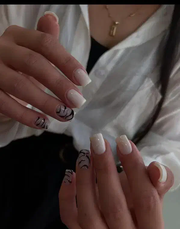 آموزش کاشت وخدمات ناخن تخفیف ویژه یلدایی|خدمات آرایشگری و زیبایی|مشهد, فرهنگ|دیوار