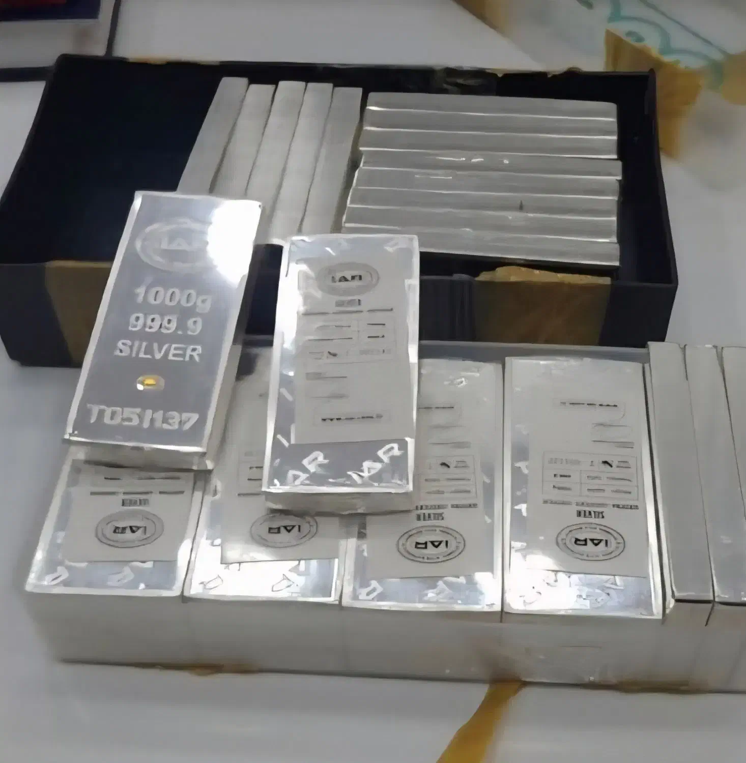 واردکننده شمش و ساچمه نقره عیار ۹۹۹.۹ ندیر ایار و.|جواهرات|تهران, فردوسی|دیوار