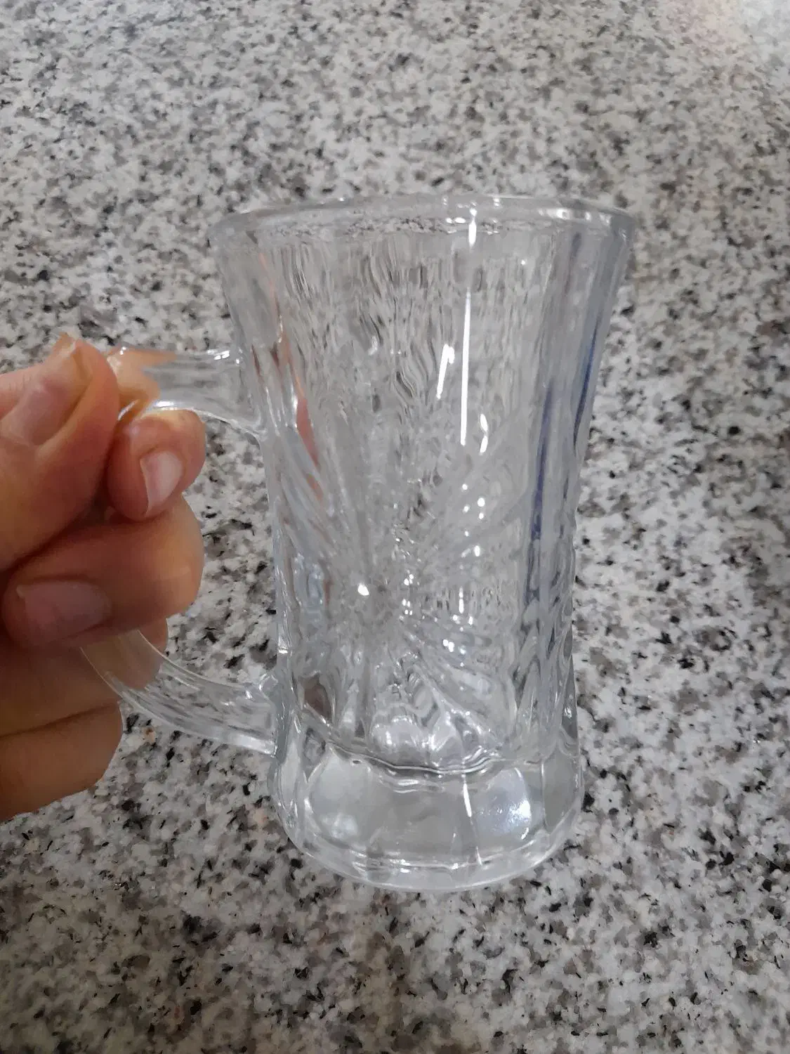 استکان چای خوری|ظروف سرو و پذیرایی|بروجرد, |دیوار