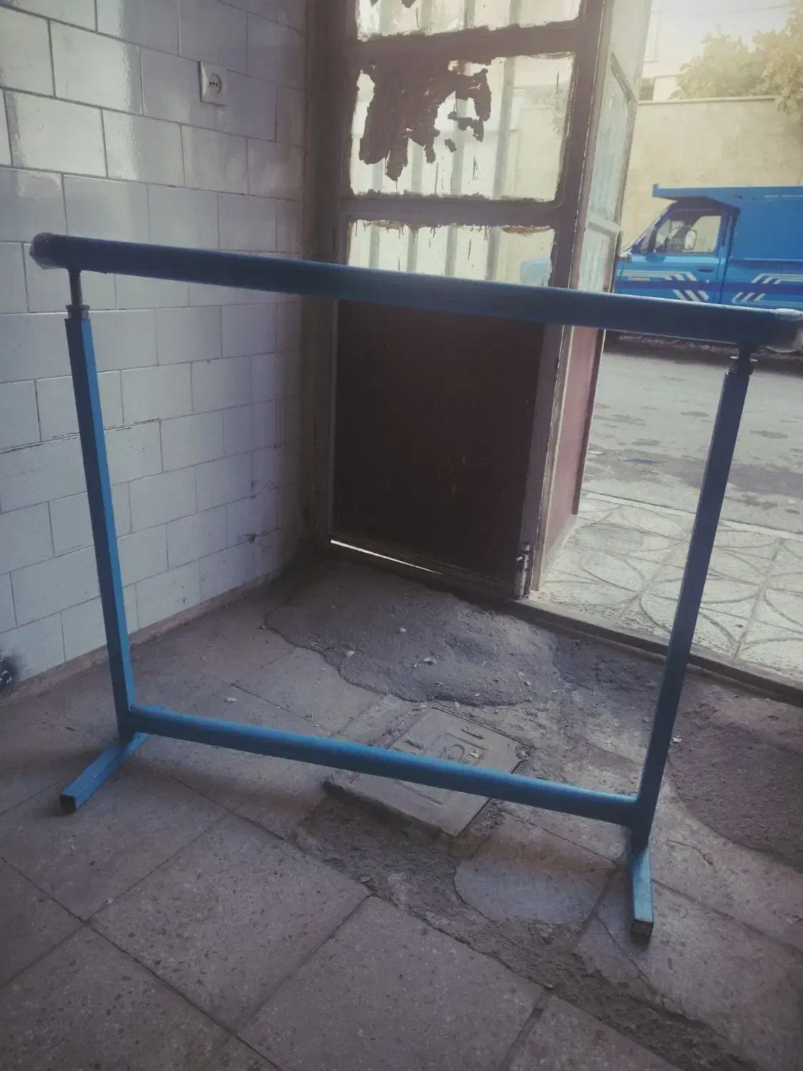 دار قالی سالم و محکم|ابزارآلات|سنندج, |دیوار