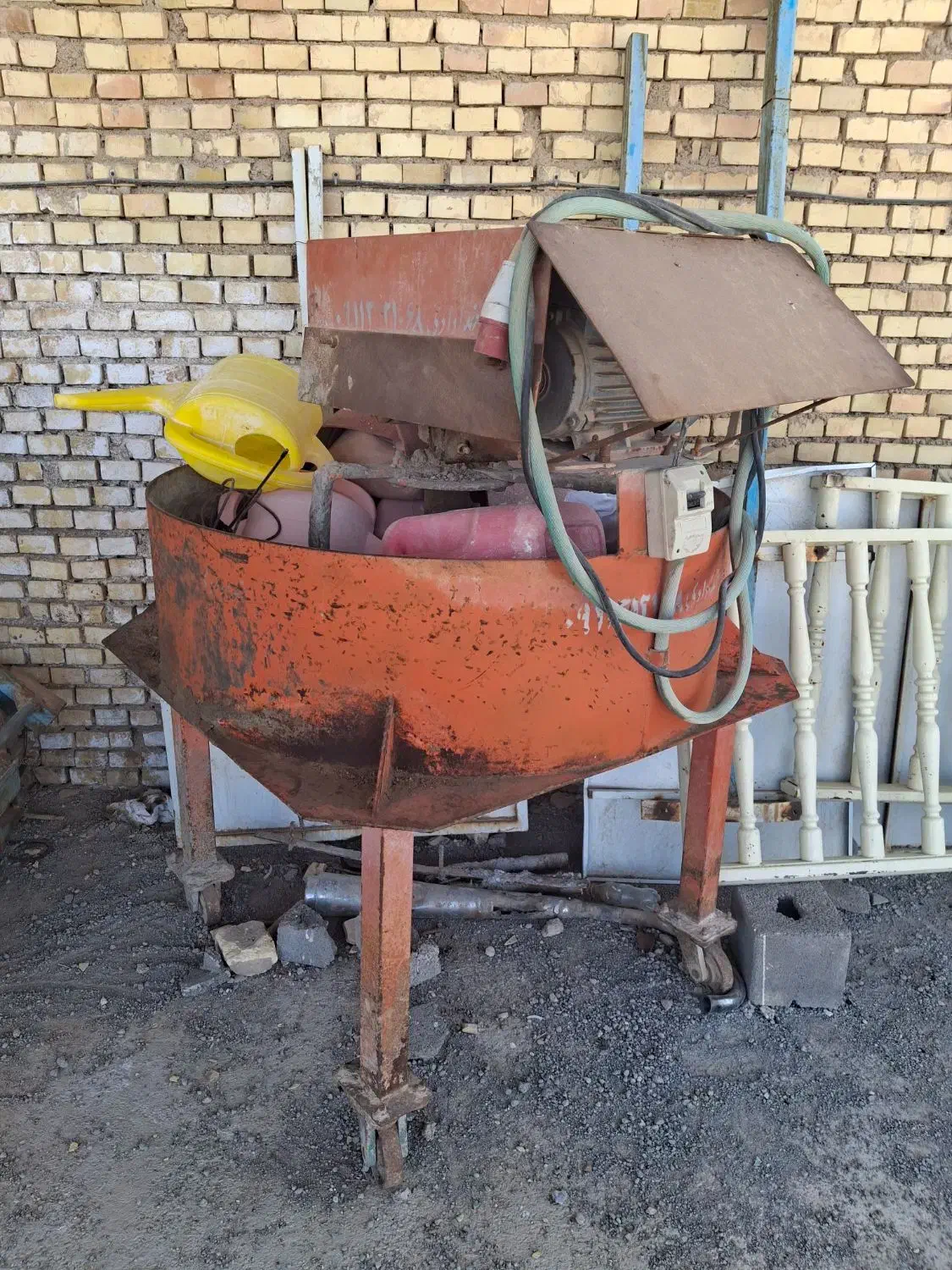 دستگاه بلوک زنی|ماشینآلات صنعتی|تفت, |دیوار