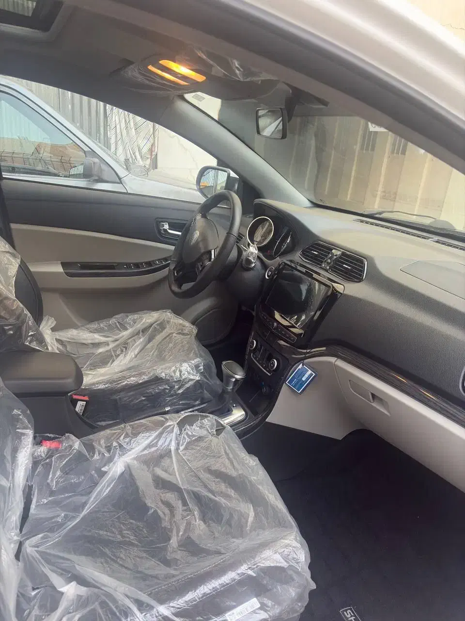 شاهین اتومات ۱۴۰۳   کارکرد  ۸۰۰۰|خودرو سواری و وانت|تهران, یافت آباد جنوبی|دیوار