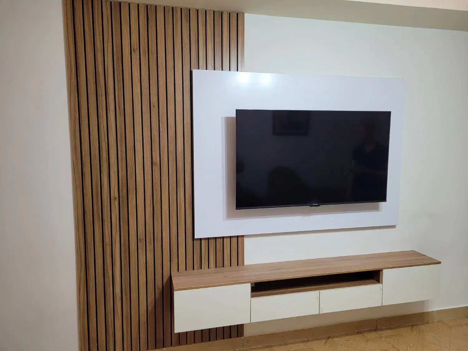 میز تلویزیون دیواری  تی وی وال|میز تلویزیون|رشت, شهرک احمد خمینی|دیوار