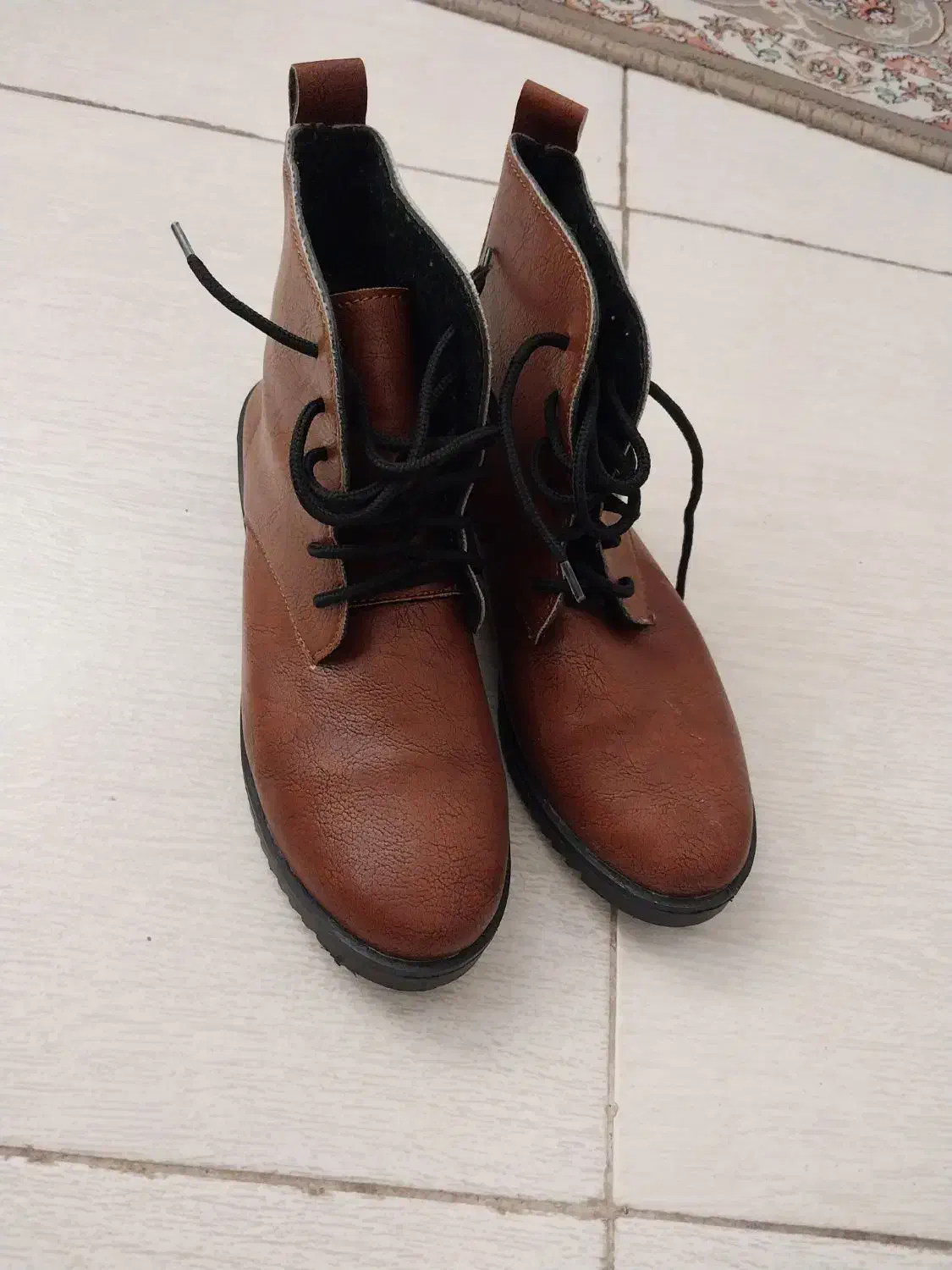 نیم بوت زنانه|کیف، کفش، کمربند|قم, شاه سید علی|دیوار