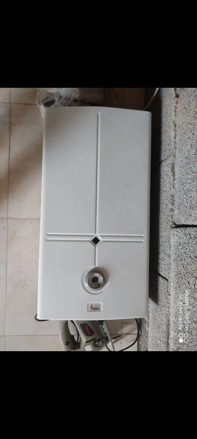 آبگرمکن دیواری بوتان|آبگرمکن، پکیج، شوفاژ|سیرجان, |دیوار