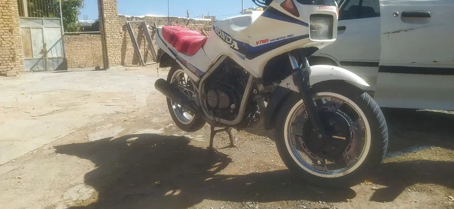 هوندا وپراید درحد|موتورسیکلت|فریدونشهر, |دیوار