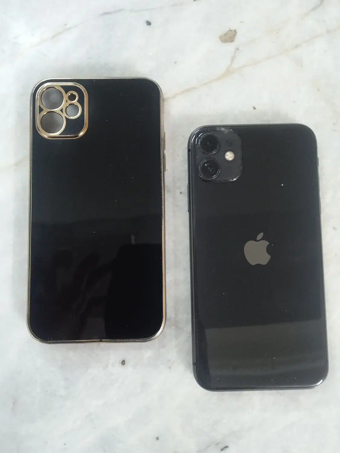 ایفون 11 نرمال 128 دو سیم فروش فوری|موبایل|مشهد, فاطمیه|دیوار