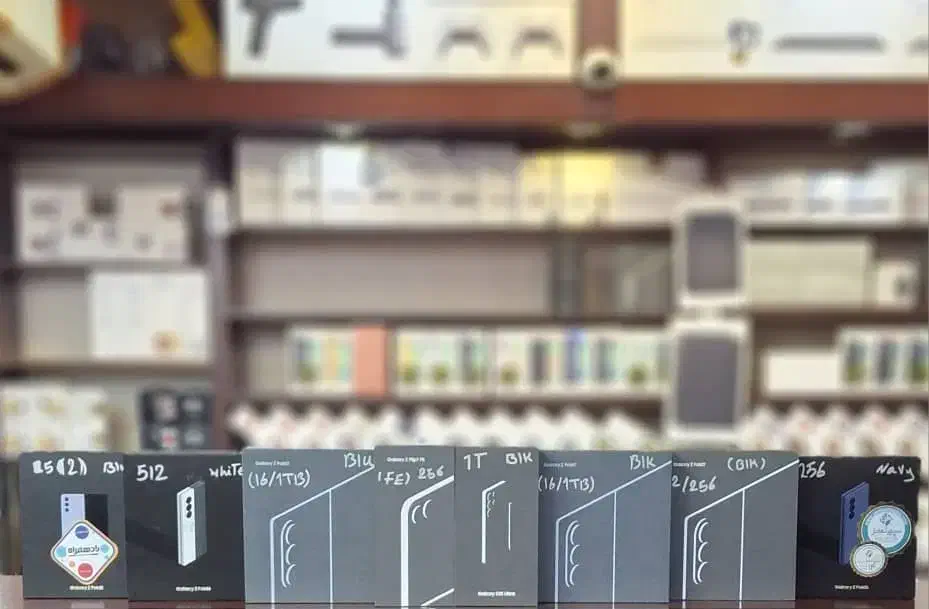 فروشنده ی انواع موبایل و تبلت با نازلترین قیمت|موبایل|تهران, فلسطین (میدان انقلاب)|دیوار