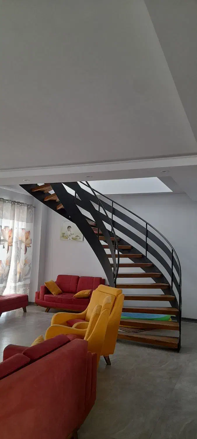 پله گرد پله دوبلکس|خدمات پیشه و مهارت|همدان, |دیوار