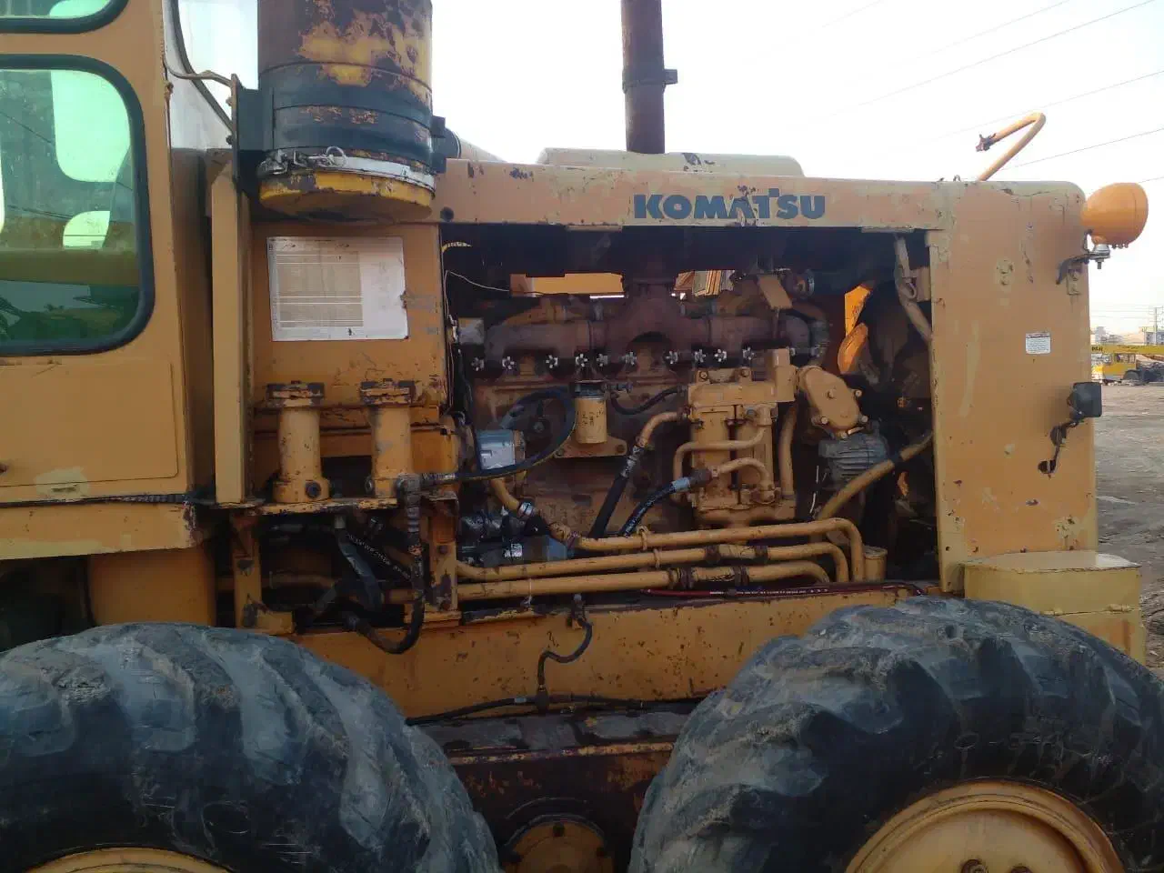 گریدر کوماتسو R2|خودرو سنگین|اهواز, غیزانیه|دیوار