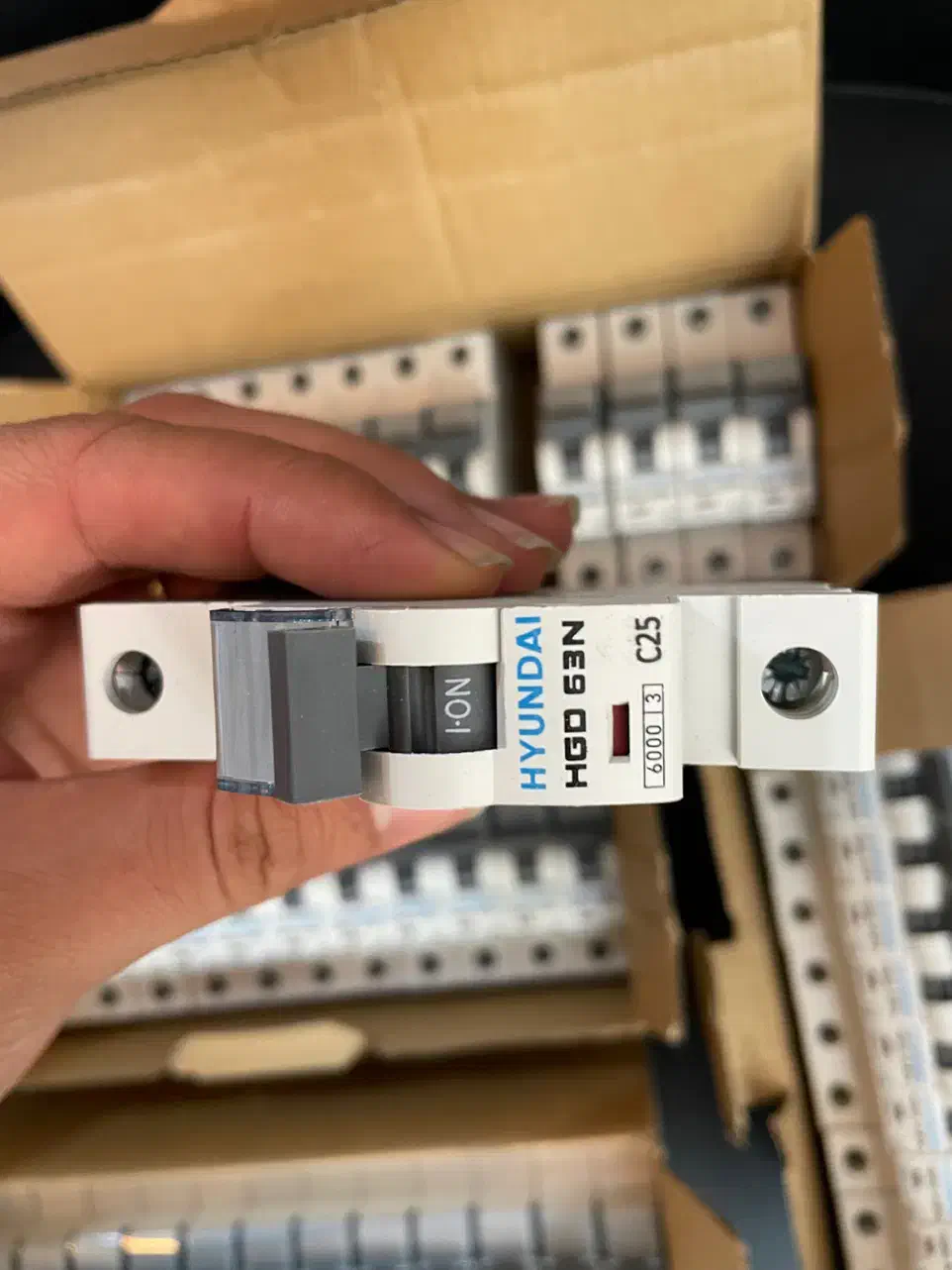 فیوز هیوندای|سایر لوازم برقی|کرج, برغان|دیوار