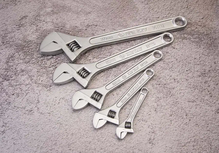 فروش ویژه انواع آچار فرانسه از 5 اینچ تا 24 اینچ|ابزارآلات|اصفهان, کشاورزی|دیوار