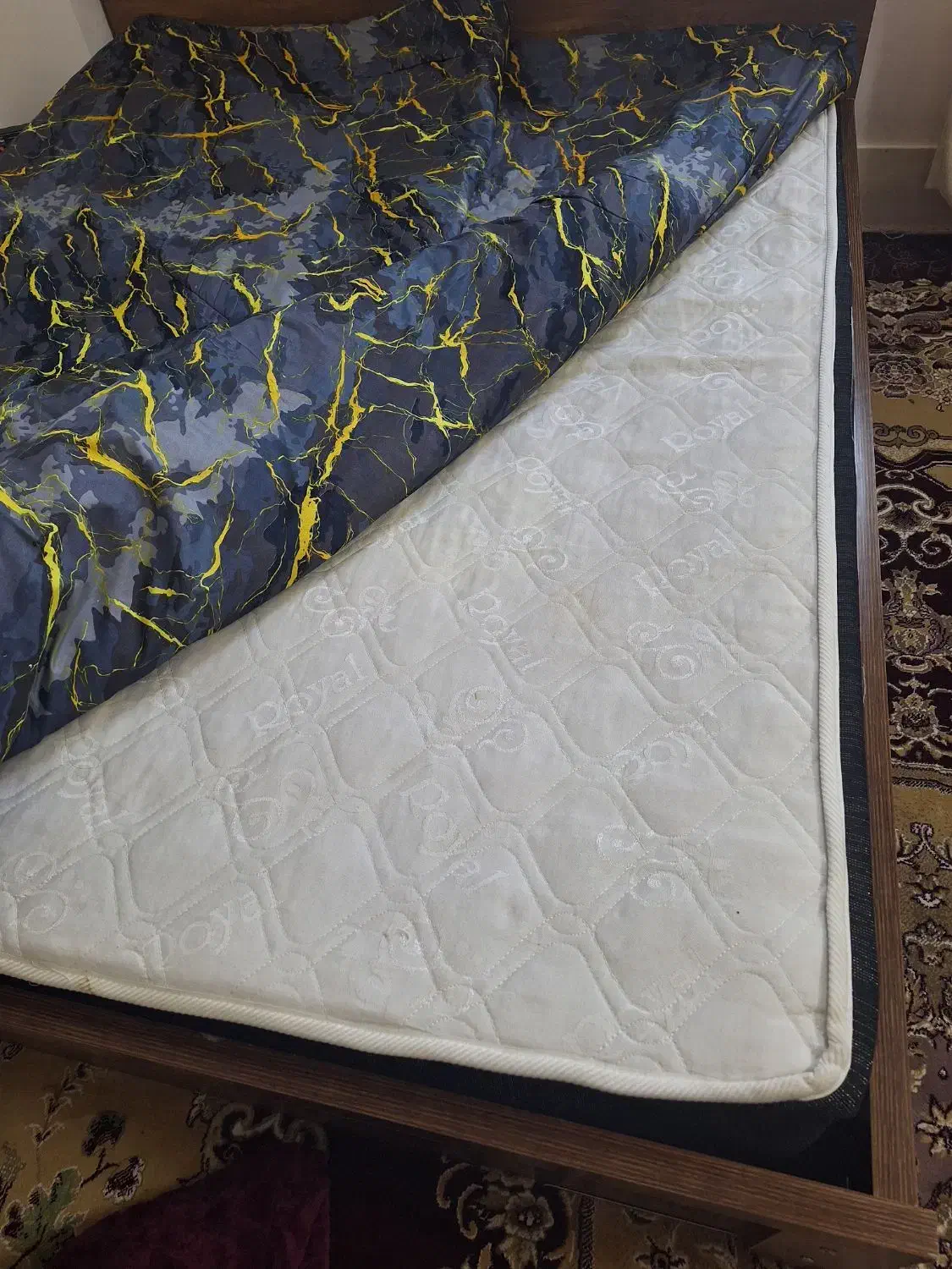 تشک تخت خواب|تشک تختخواب|کلاله, |دیوار