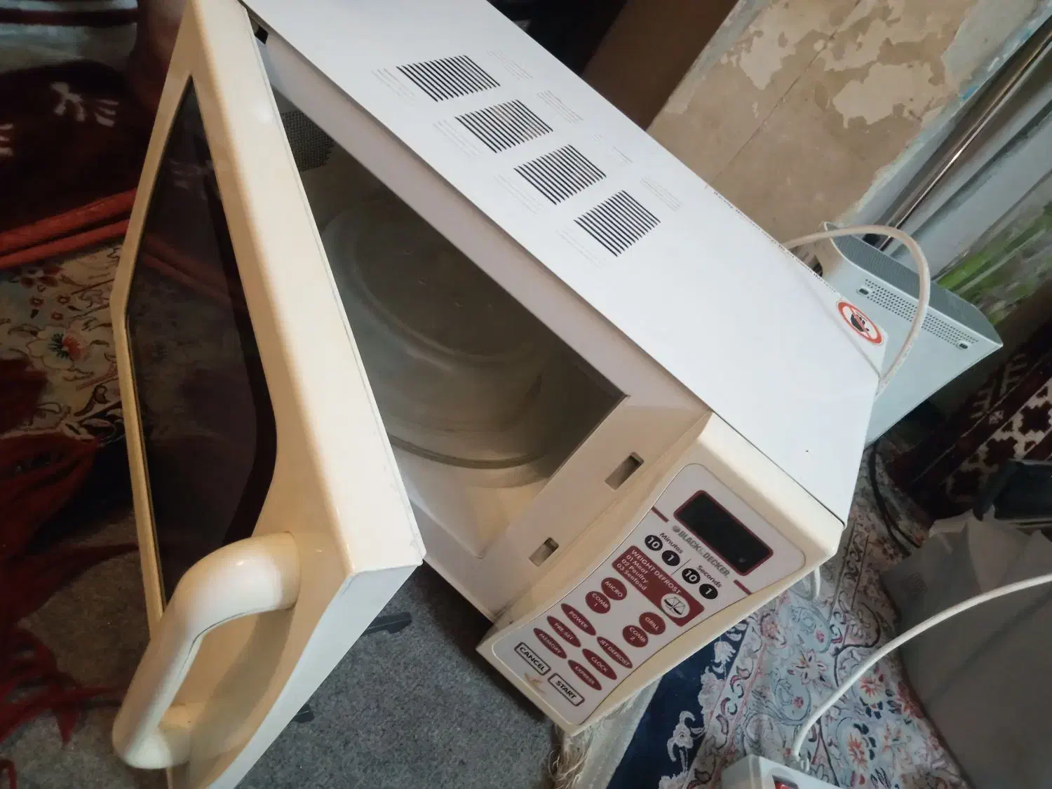 ماکروویو بلک اندیکر امریکا در حد نو گیریل کانوکشن|اجاق گاز و لوازم برقی پختوپز|تهران, دهقان|دیوار