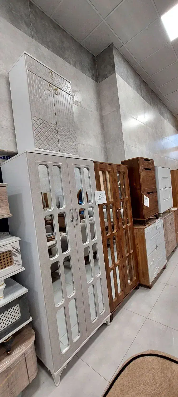 نمایشگاه و تولیدی مبل و سرویس خواب و ملزومات چوبی|مبلمان خانگی و میز عسلی|سنقر, |دیوار