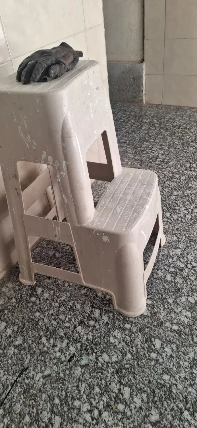 پله|لوازم نظافت|فولادشهر, مسکن مهر فولادشهر|دیوار