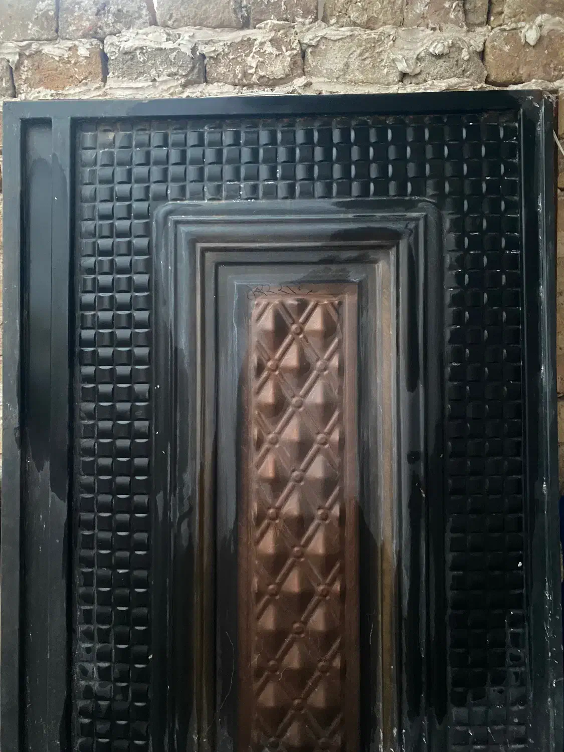 در حیاط|مصالح و تجهیزات ساختمان|نیشابور, مدرس|دیوار