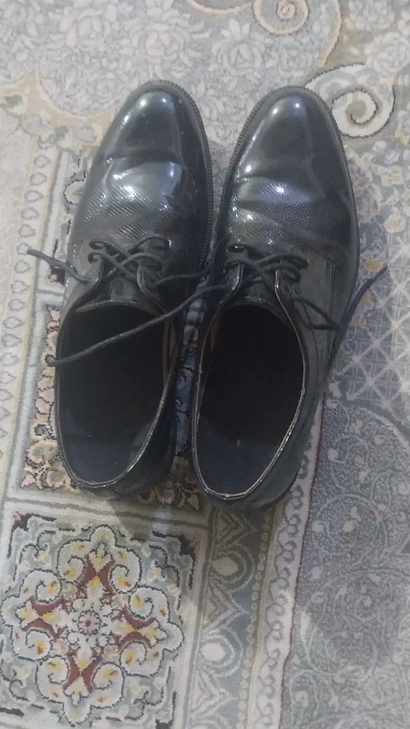 یک جفت کفش پسرانه|کیف، کفش، کمربند|اهواز, سپیدار|دیوار