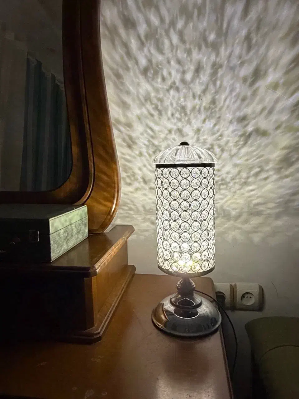 چراغ رومیزی کریستالی شیک|چراغ خواب و آباژور|رشت, کاکتوس|دیوار