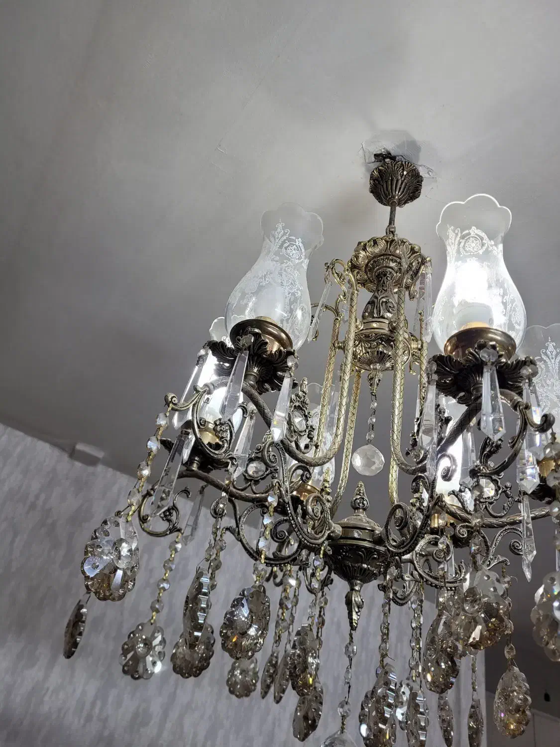 دو عدد لوستر برنجی 6 شاخه ظریف|لوستر و چراغ آویز|تهران, خانی آباد نو شمالی|دیوار