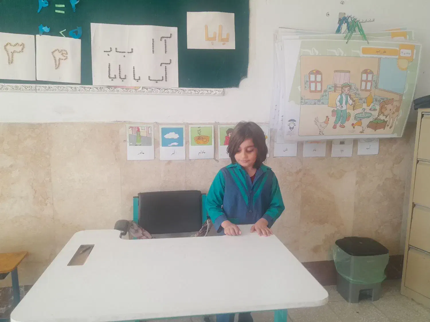سرویس مدرسه نیازمندم|خدمات حمل و نقل|کرمانشاه, |دیوار