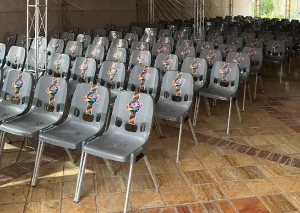 صندلی پلاستیکی پایه فلزی فست فود/مجالس کد84/گلشهر|میز و صندلی غذاخوری|کرج, گلشهر|دیوار