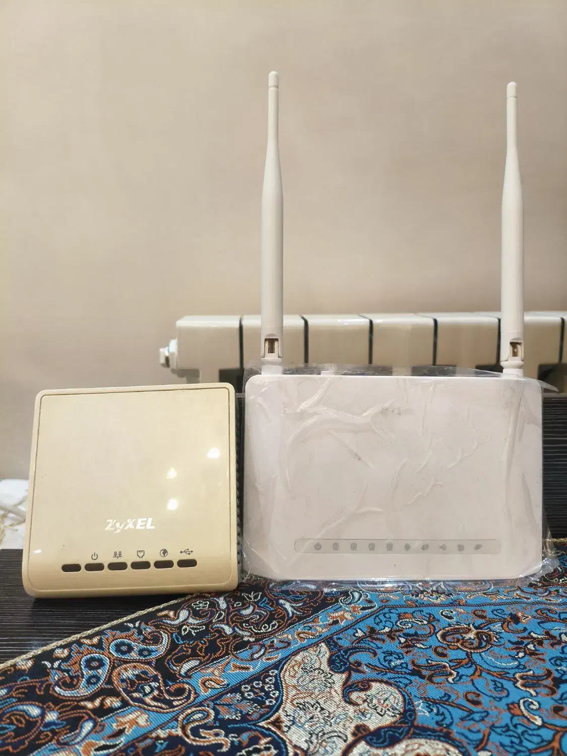 دو عدد مودم بی سیم و با سیم|مودم و تجهیزات شبکه|تهران, اوقاف|دیوار