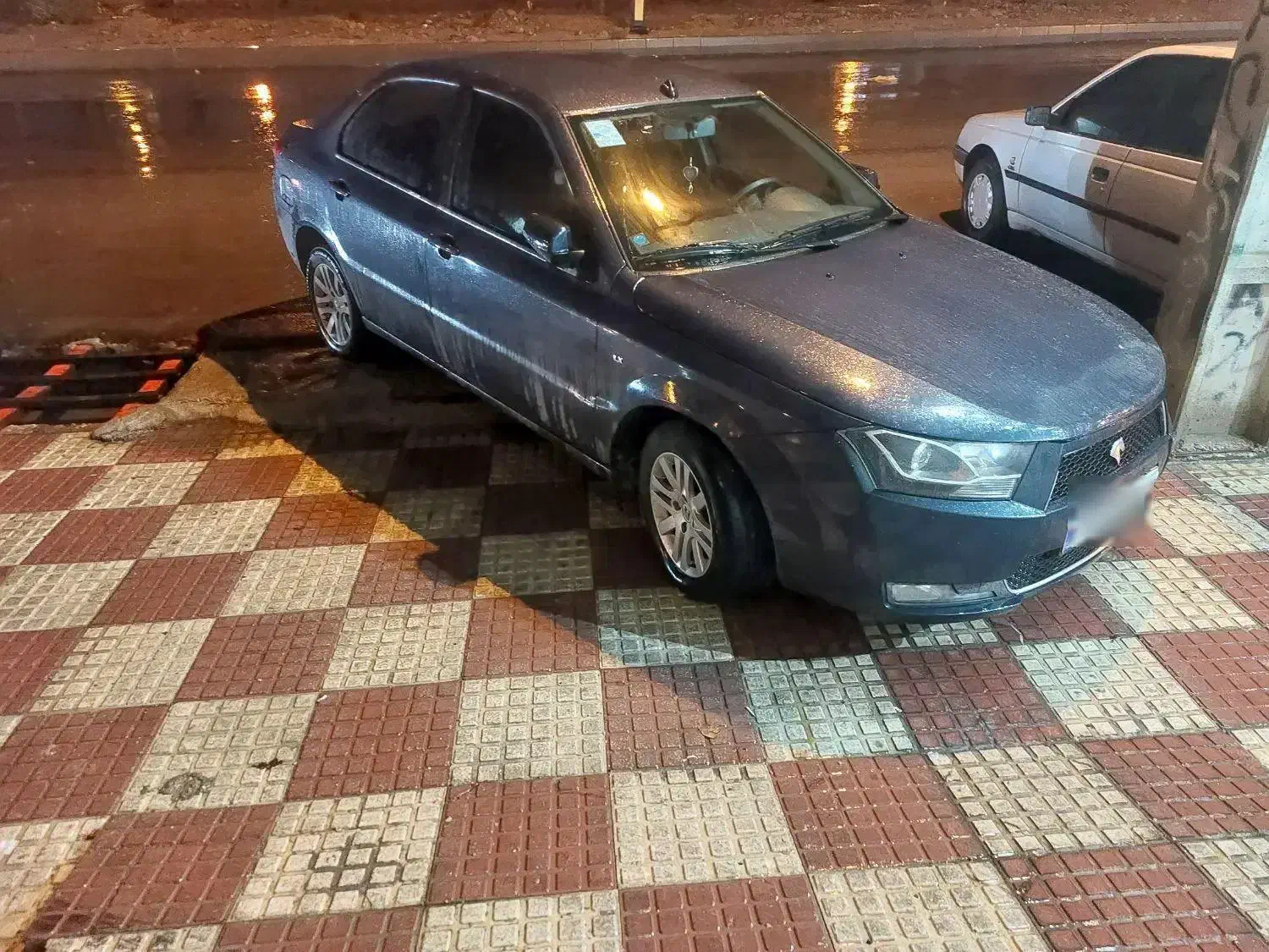 دنا پلاس ۵ دنده|خودرو سواری و وانت|مرودشت, بیست متری بیمارستان|دیوار