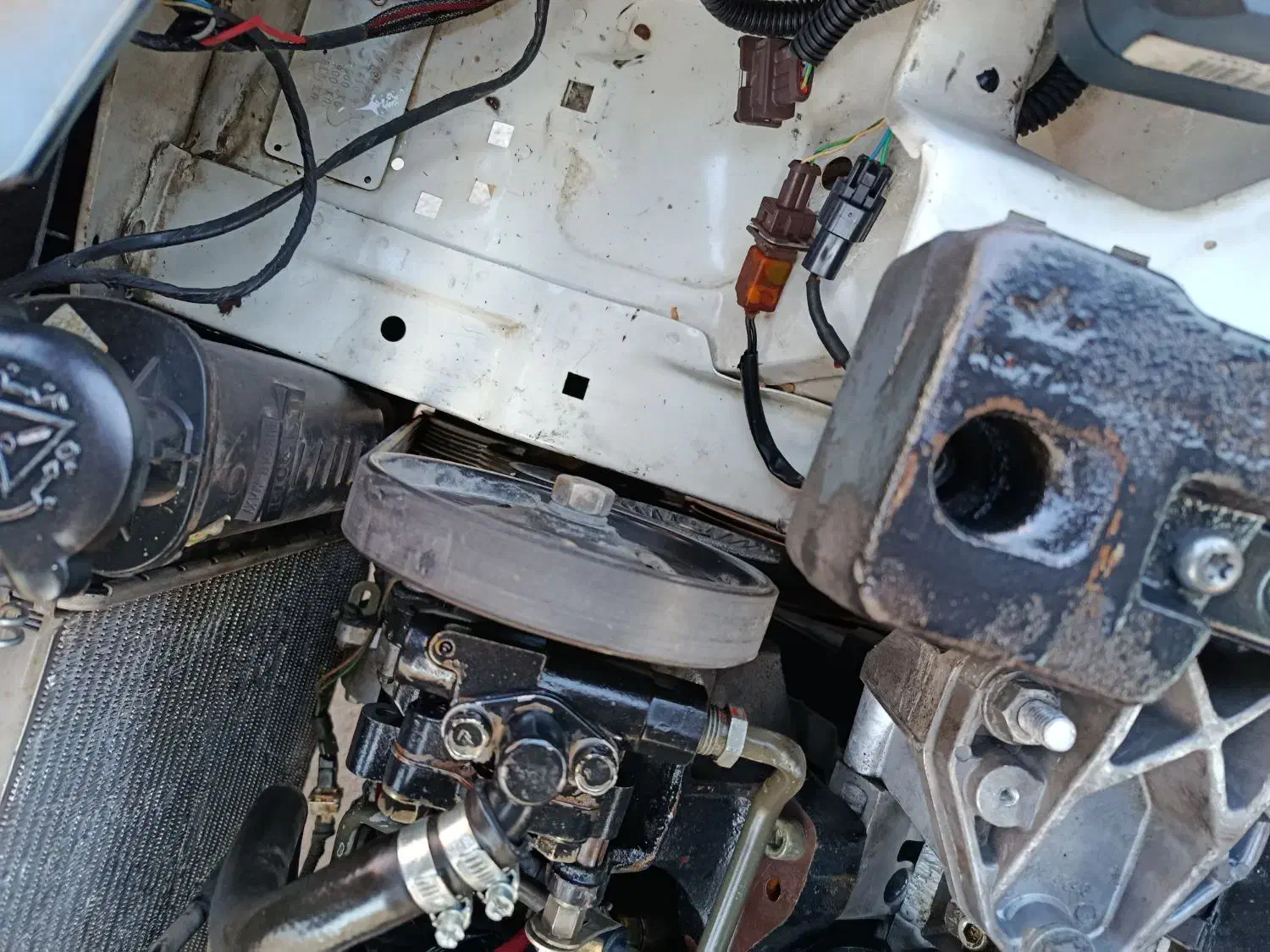 تصادفی سمند lxمدل ۸۸|خودرو سواری و وانت|سلماس, |دیوار