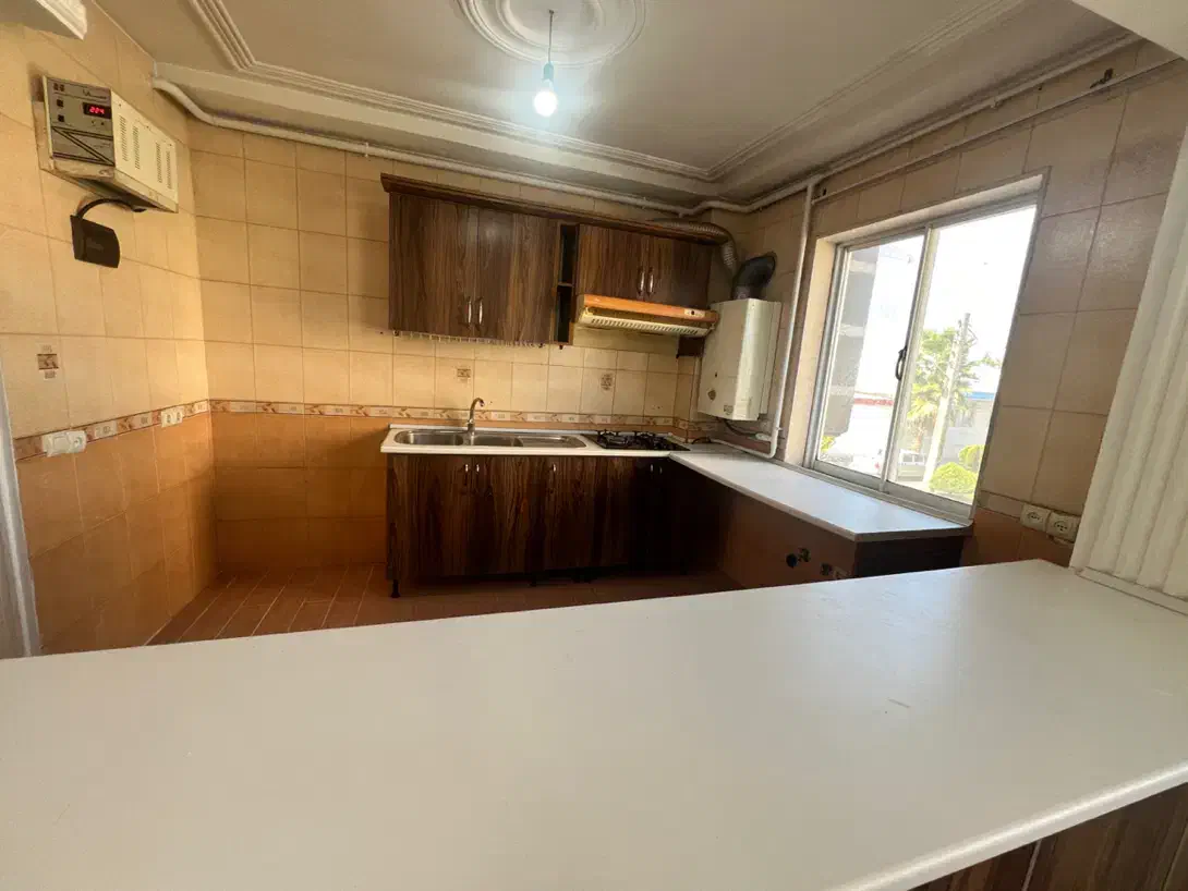 اجاره اپارتمان  تک واحدی ۳خوابه ۱۳۰ متر|اجارهٔ آپارتمان|بندر انزلی, معلم|دیوار