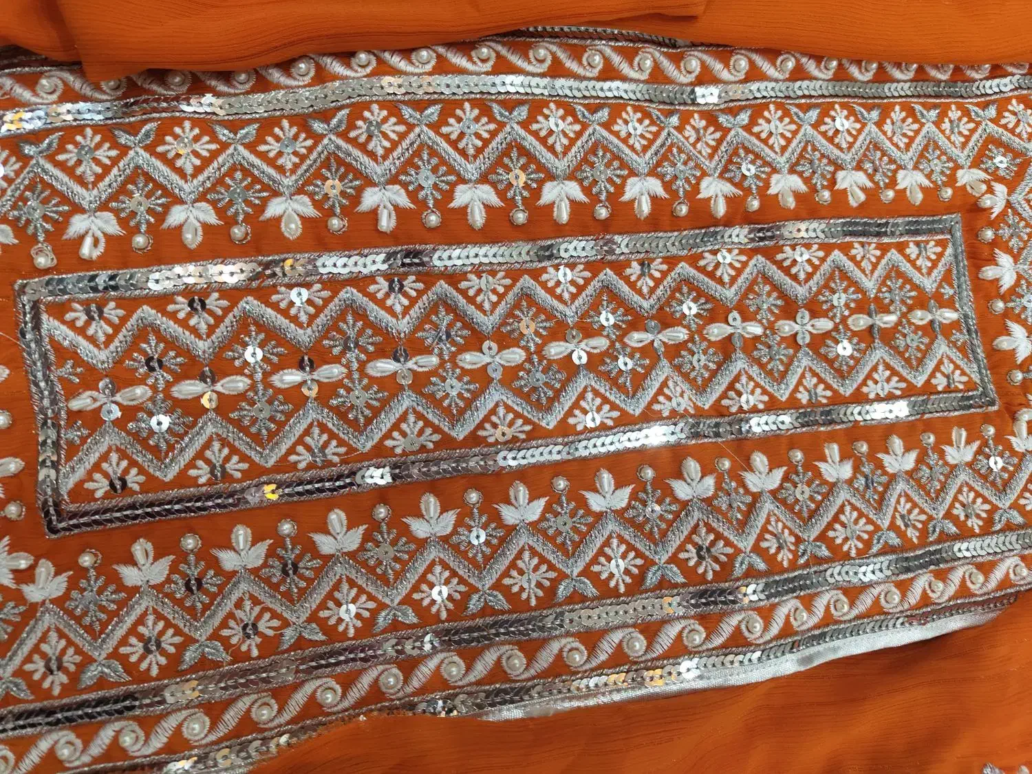 لباس بلوچی چرخی دوز|لباس|چابهار, |دیوار