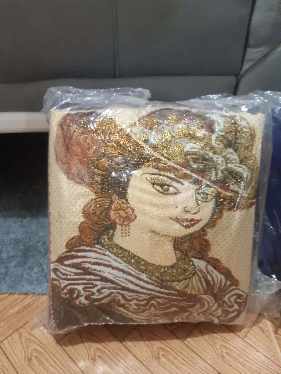 ۴ عدد کوسن|پرده، رانر، رومیزی|رشت, حافظ آباد|دیوار