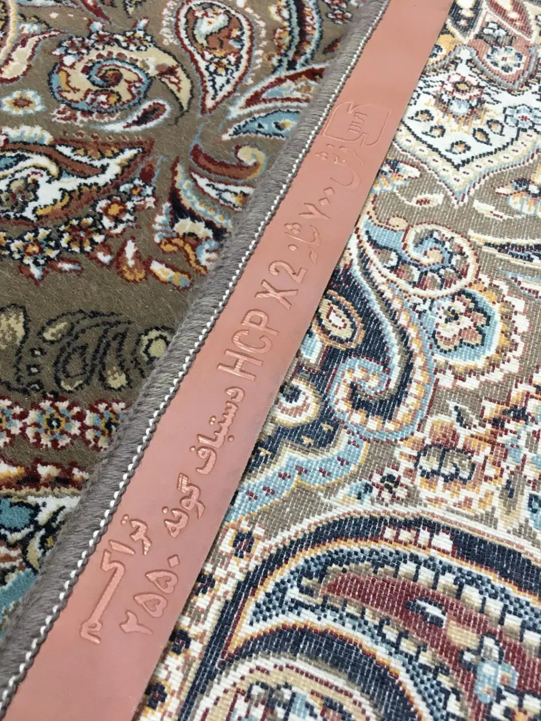 فرش۹متری و۶متری۷۰۰شانه جفته هم|فرش|کرج, باغستان|دیوار