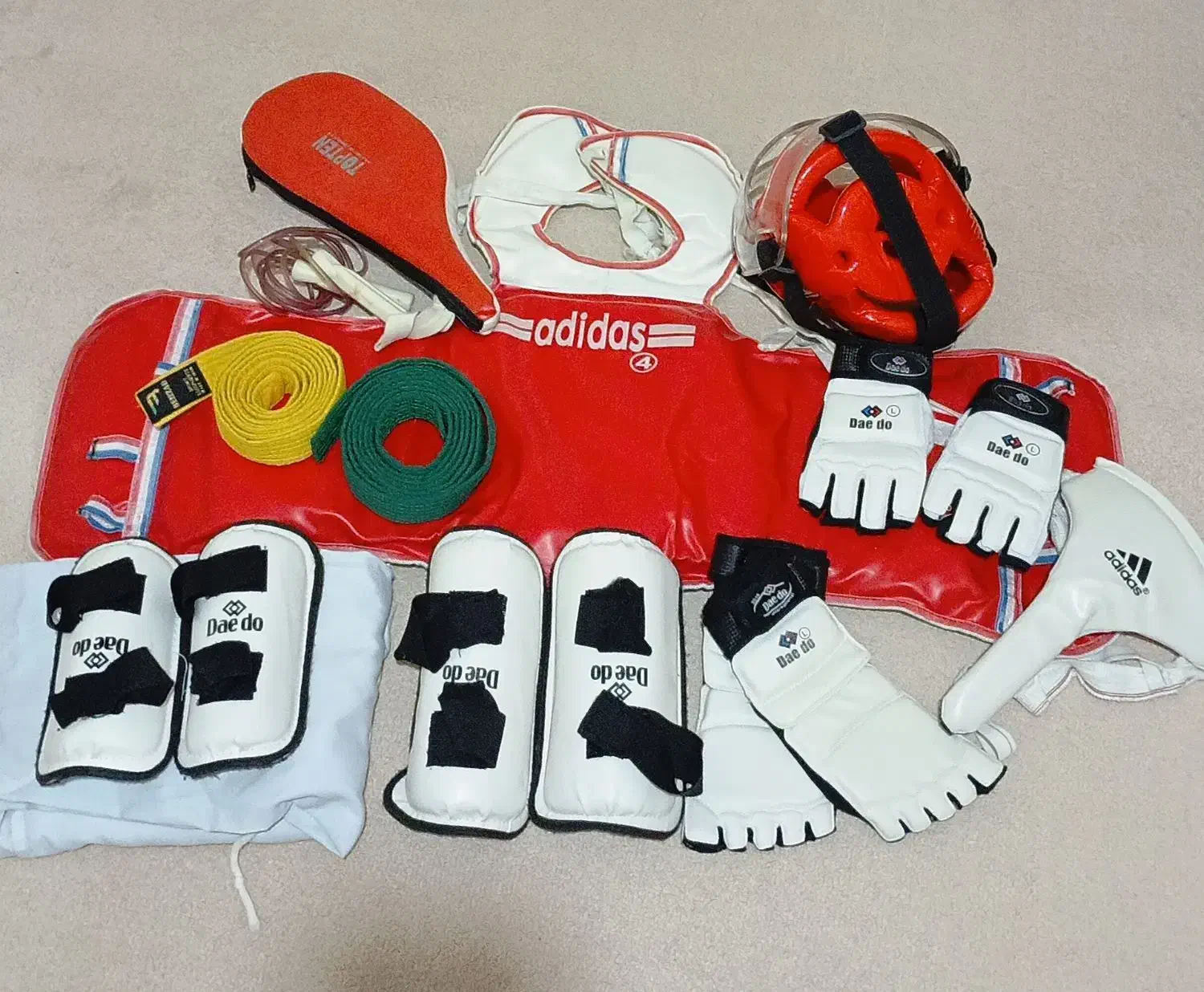 وسایل تکواندو|تجهیزات ورزشی|محمدشهر, محمدشهر|دیوار