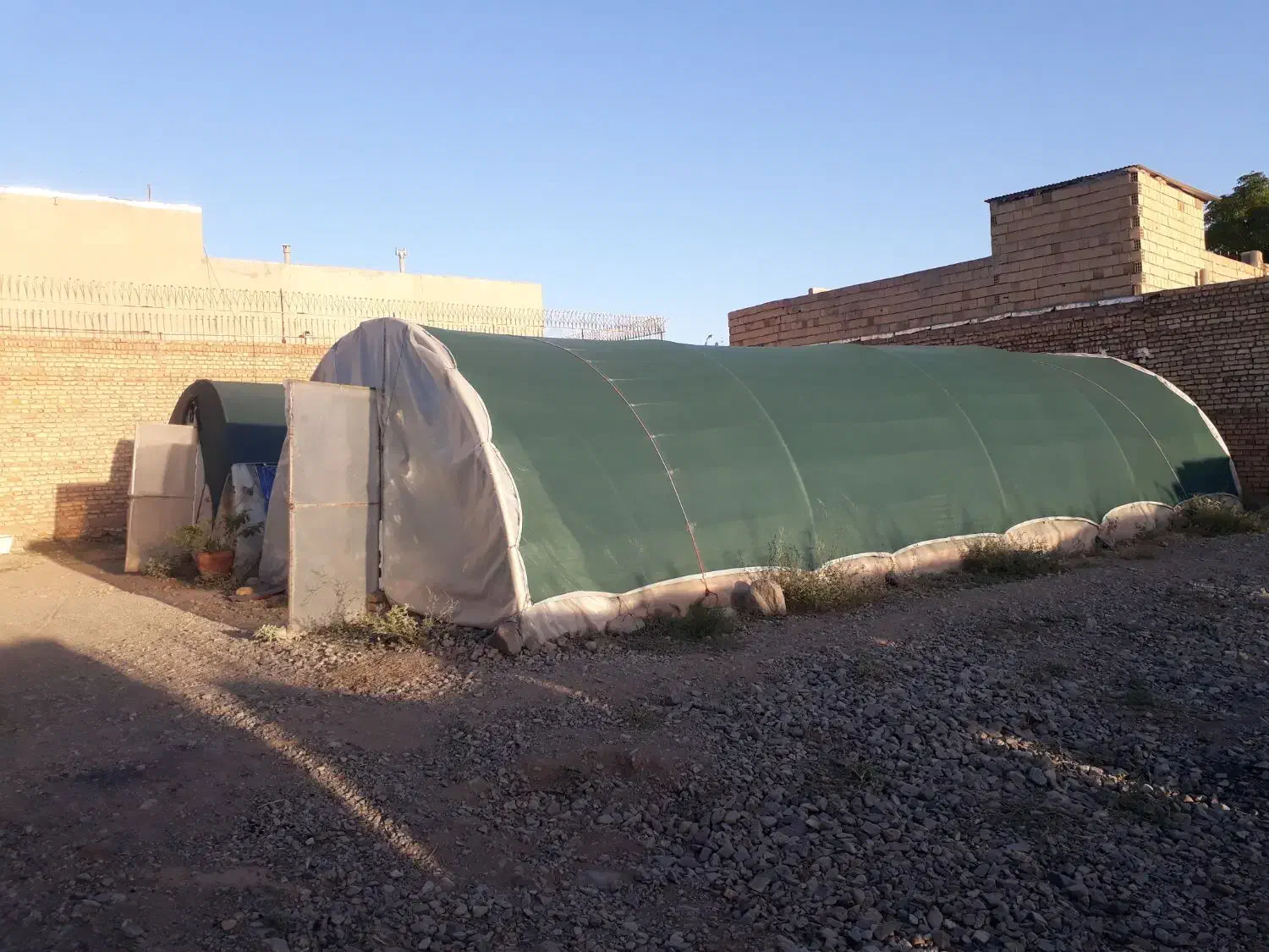 لوازم سالن گلخانه در حد نو ابعاد ۶*۱۲|فروش دفتر صنعتی، کشاورزی، تجاری|کاشمر, |دیوار