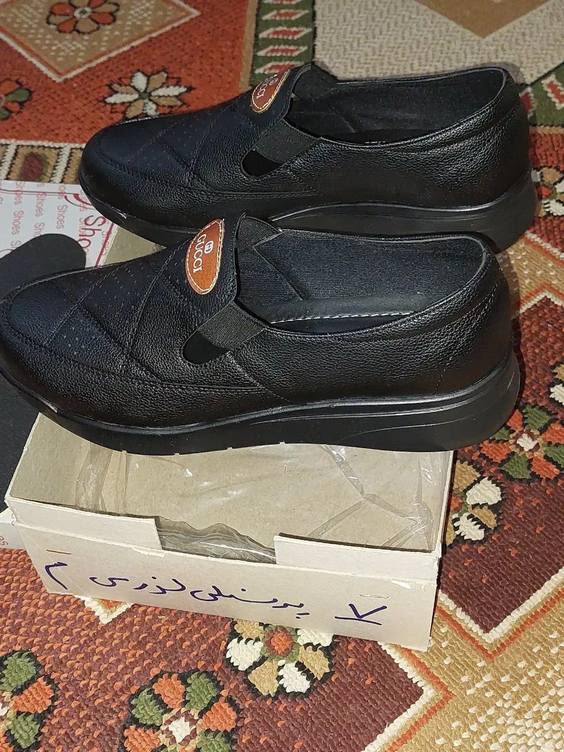 کفش|کیف، کفش، کمربند|بهبهان, |دیوار