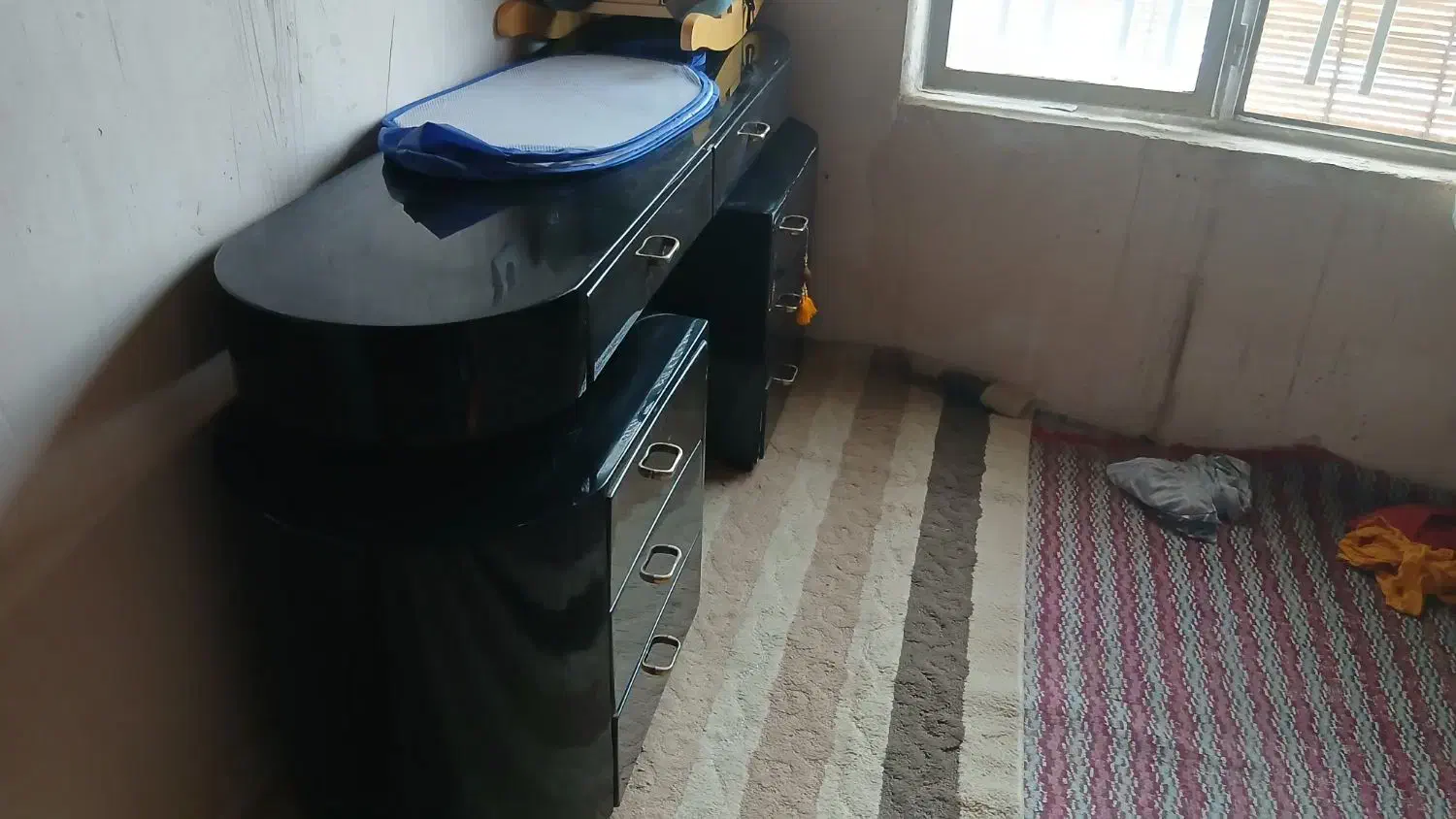 میزآرایش مشکی|مبلمان خانگی و میز عسلی|گنبد کاووس, |دیوار